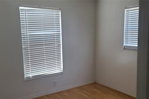 House in Largo, Florida 3 bedrooms, 88.91 sq.m. № 1761551 - photo 4