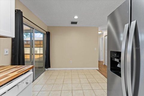 Villa ou maison à vendre à New Port Richey, Floride: 2 chambres, 72 m2 № 2149237 - photo 12