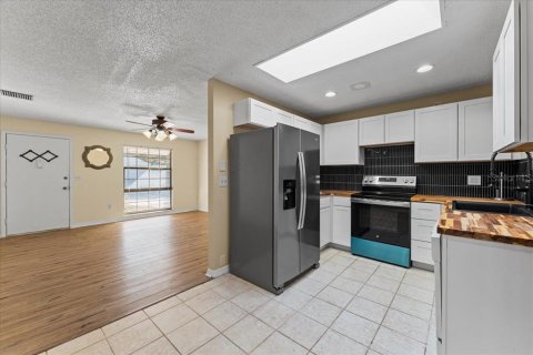 Villa ou maison à vendre à New Port Richey, Floride: 2 chambres, 72 m2 № 2149237 - photo 20