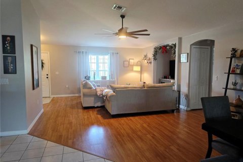 House in Deltona, Florida 3 bedrooms, 162.39 sq.m. № 1883922 - photo 8