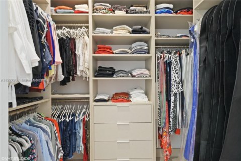 Купить виллу или дом в Холливуд, Флорида 4 спальни, № 1986062 - фото 17