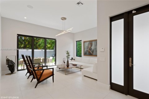 Купить виллу или дом в Холливуд, Флорида 4 спальни, № 1986062 - фото 4
