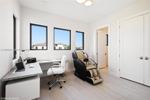 Купить виллу или дом в Холливуд, Флорида 4 спальни, № 1986062 - фото 21