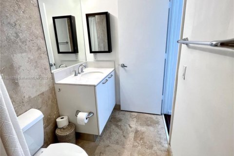Снять в аренду кондоминиум в Майами, Флорида 1 спальня, 69.68м2, № 1842636 - фото 14