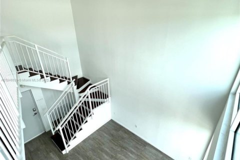 Снять в аренду кондоминиум в Майами, Флорида 1 спальня, 69.68м2, № 1842636 - фото 8