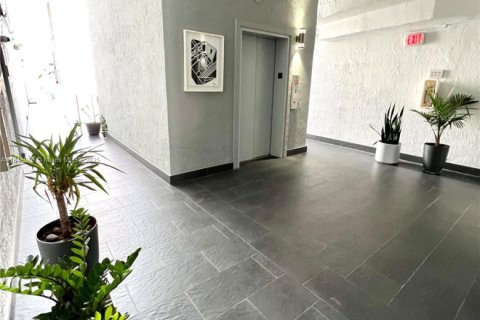 Снять в аренду кондоминиум в Майами, Флорида 1 спальня, 69.68м2, № 1842636 - фото 19