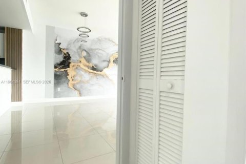 Copropriété à louer à Miami, Floride: 1 chambre, 74.88 m2 № 2027223 - photo 16
