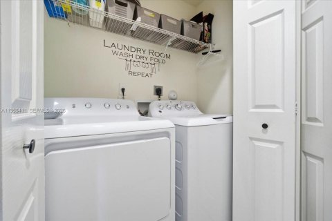 Adosado en venta en Homestead, Florida, 4 dormitorios, 169.92 m2 № 2020773 - foto 30