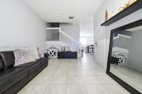 Adosado en venta en Homestead, Florida, 4 dormitorios, 169.92 m2 № 2020773 - foto 5