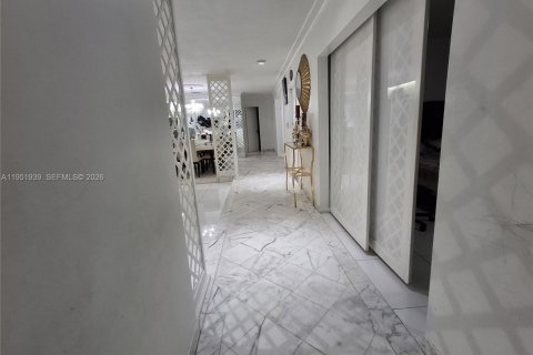 Купить виллу или дом в Тамарак, Флорида 3 спальни, 192.03м2, № 2006093 - фото 11