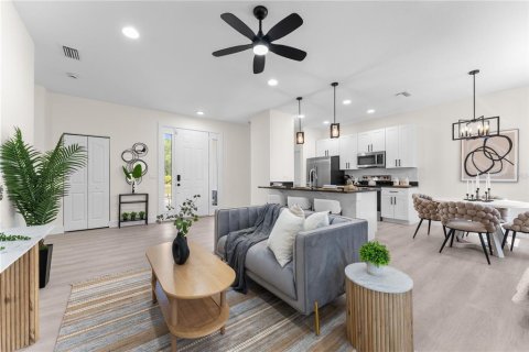 Villa ou maison à louer à North Port, Floride: 3 chambres, 128.21 m2 № 1844426 - photo 3