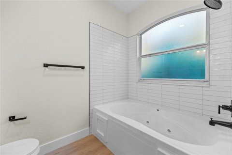 Villa ou maison à louer à North Port, Floride: 3 chambres, 128.21 m2 № 1844426 - photo 25