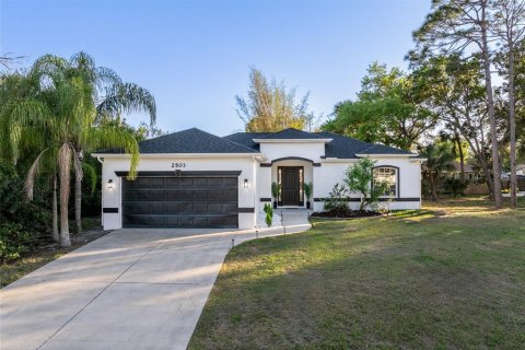 Villa ou maison à louer à North Port, Floride: 3 chambres, 128.21 m2 № 1844426 - photo 1
