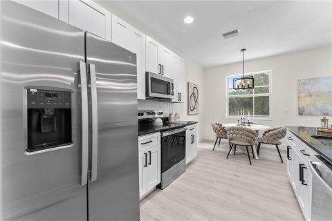 Villa ou maison à louer à North Port, Floride: 3 chambres, 128.21 m2 № 1844426 - photo 14