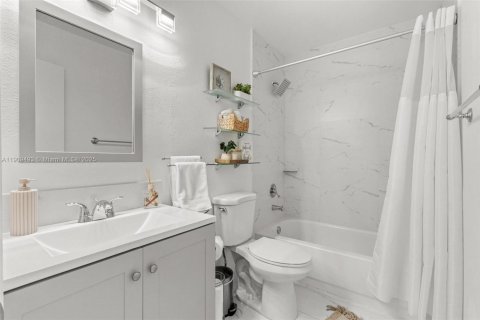 Снять в аренду кондоминиум в Хомстед, Флорида 3 спальни, 111.02м2, № 1965182 - фото 19