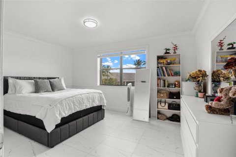 Снять в аренду кондоминиум в Хомстед, Флорида 3 спальни, 111.02м2, № 1965182 - фото 14