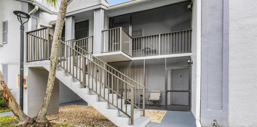 Кондоминиум с 3 спальнями в Хомстед, Флорида № 1965182