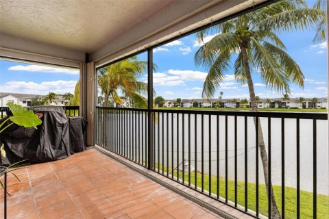 Снять в аренду кондоминиум в Хомстед, Флорида 3 спальни, 111.02м2, № 1965182 - фото 20