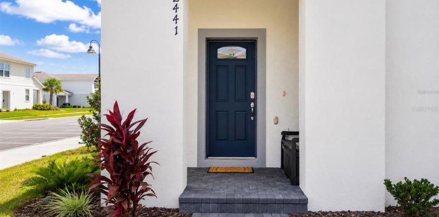 Townhouse in Kissimmee, Florida 5 bedrooms, 210.42 sq.m. № 2230795
