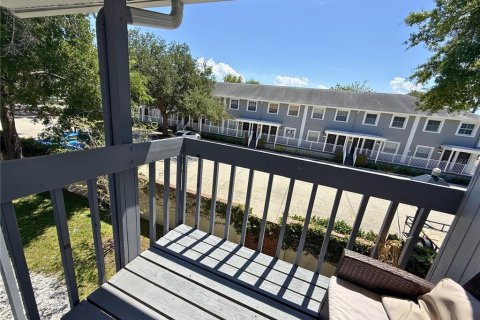 Townhouse in Tampa, Florida 2 bedrooms, 110.55 sq.m. № 2092202 - photo 14