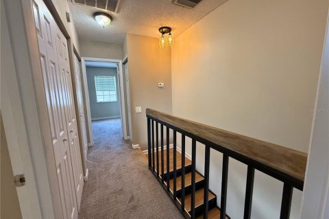 Townhouse in Tampa, Florida 2 bedrooms, 110.55 sq.m. № 2092202 - photo 29