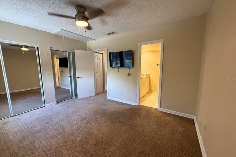 Townhouse in Tampa, Florida 2 bedrooms, 110.55 sq.m. № 2092202 - photo 10