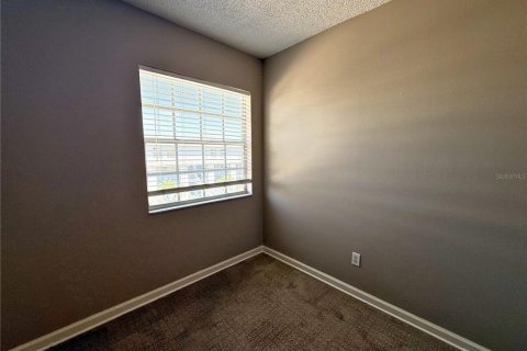 Townhouse in Tampa, Florida 2 bedrooms, 110.55 sq.m. № 2092202 - photo 25