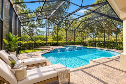 Villa ou maison à vendre à Port St. Lucie, Floride: 3 chambres, 197.7 m2 № 2412824 - photo 2