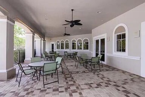 Villa ou maison à vendre à Port St. Lucie, Floride: 3 chambres, 197.7 m2 № 2412824 - photo 15