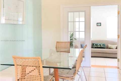 Villa ou maison à louer à Sebastian, Floride: 3 chambres, 124.3 m2 № 1707166 - photo 6