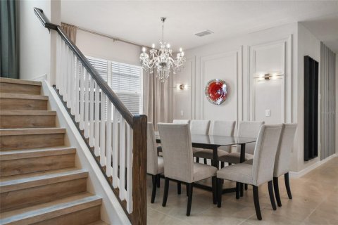 Casa en venta en Kissimmee, Florida, 7 dormitorios, 328.22 m2 № 2232200 - foto 18
