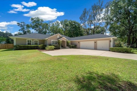House in Ocala, Florida 4 bedrooms, 299.7 sq.m. № 1901586 - photo 13
