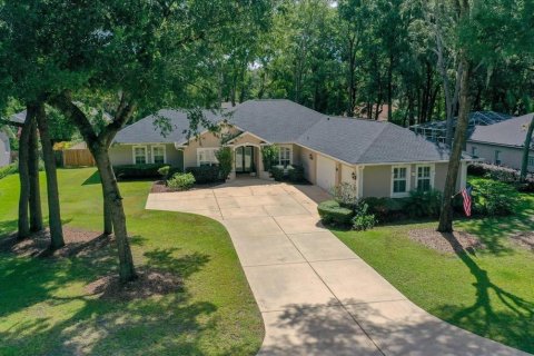 House in Ocala, Florida 4 bedrooms, 299.7 sq.m. № 1901586 - photo 2