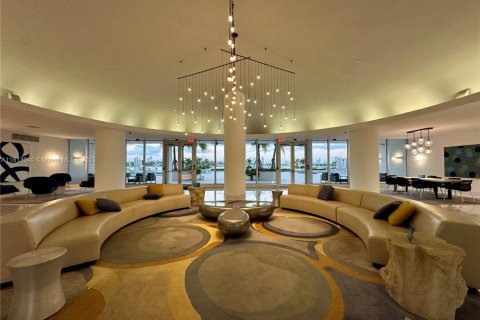 Condo in Miami Beach, Florida № 1758538 - photo 27