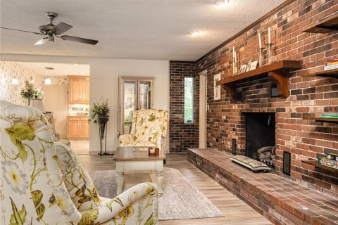 House in Lakeland, Florida 3 bedrooms, 226.68 sq.m. № 1821171 - photo 13