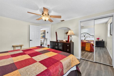 House in Hudson, Florida 3 bedrooms, 137.96 sq.m. № 1869669 - photo 18