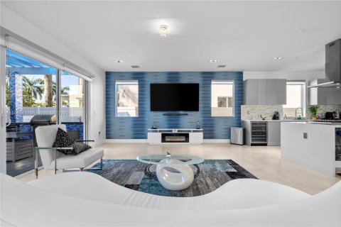 Купить виллу или дом в Дорал, Флорида 4 спальни, 281.49м2, № 1962619 - фото 17