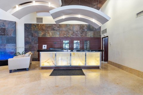 Copropriété à vendre à Aventura, Floride: 2 chambres, 118.08 m2 № 1848891 - photo 5