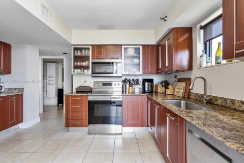 Copropriété à vendre à Aventura, Floride: 2 chambres, 118.08 m2 № 1848891 - photo 16