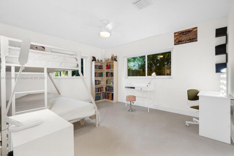 Снять в аренду виллу или дом в Ки-Бискейн, Флорида 4 спальни, 253.99м2, № 1956098 - фото 26