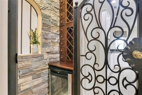 Casa en venta en Orlando, Florida, 4 dormitorios, 364.64 m2 № 2110689 - foto 13