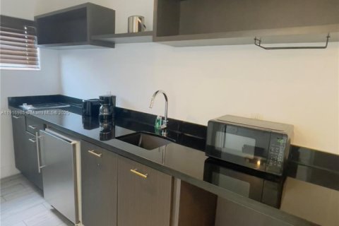 Villa ou maison à louer à Miami Beach, Floride № 1973570 - photo 4