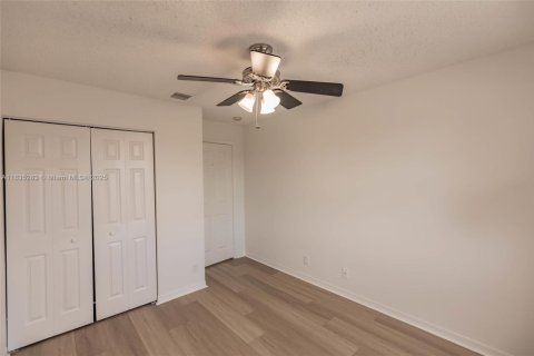 Villa ou maison à vendre à Weston, Floride: 4 chambres, 167.41 m2 № 1818656 - photo 28