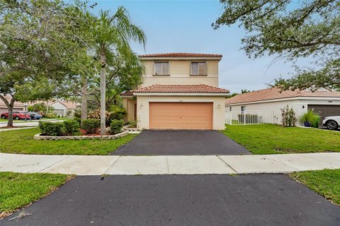 Villa ou maison à vendre à Weston, Floride: 4 chambres, 167.41 m2 № 1818656 - photo 1