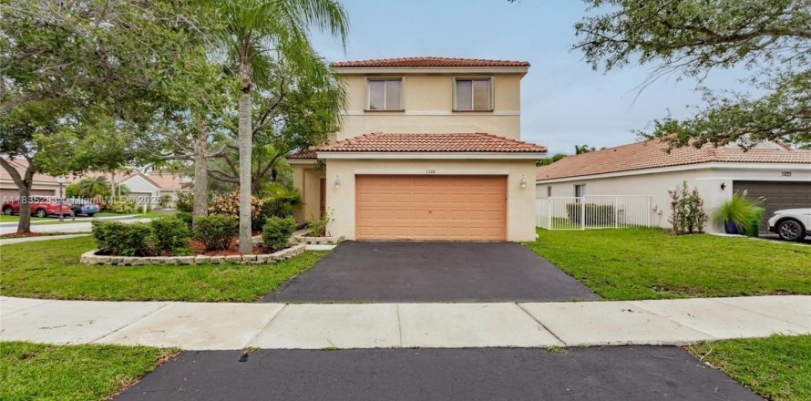 Villa ou maison à Weston, Floride 4 chambres, 167.41 m2 № 1818656