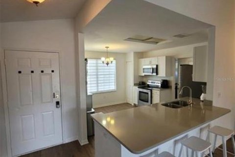 House in Kissimmee, Florida 3 bedrooms, 112.88 sq.m. № 2394426 - photo 13