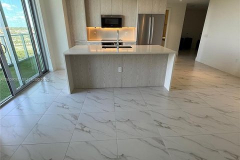 Condominio en Sunrise, Florida, 3 dormitorios  № 2192921