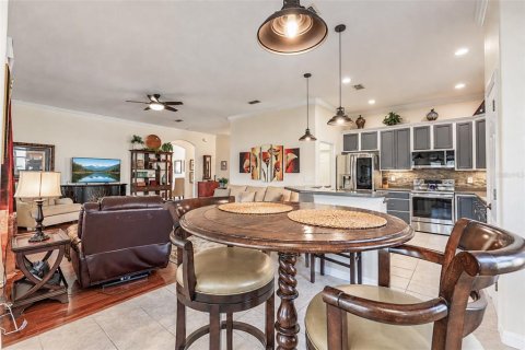 Villa ou maison à vendre à Leesburg, Floride: 2 chambres, 173.82 m2 № 2421732 - photo 15