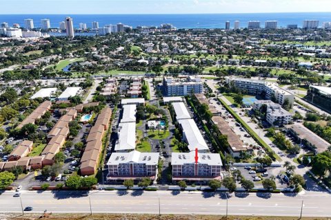 Condo in Boca Raton, Florida, 2 bedrooms  № 2181655 - photo 2