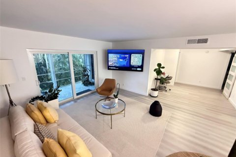 Condo in Boca Raton, Florida, 2 bedrooms  № 2181655 - photo 16